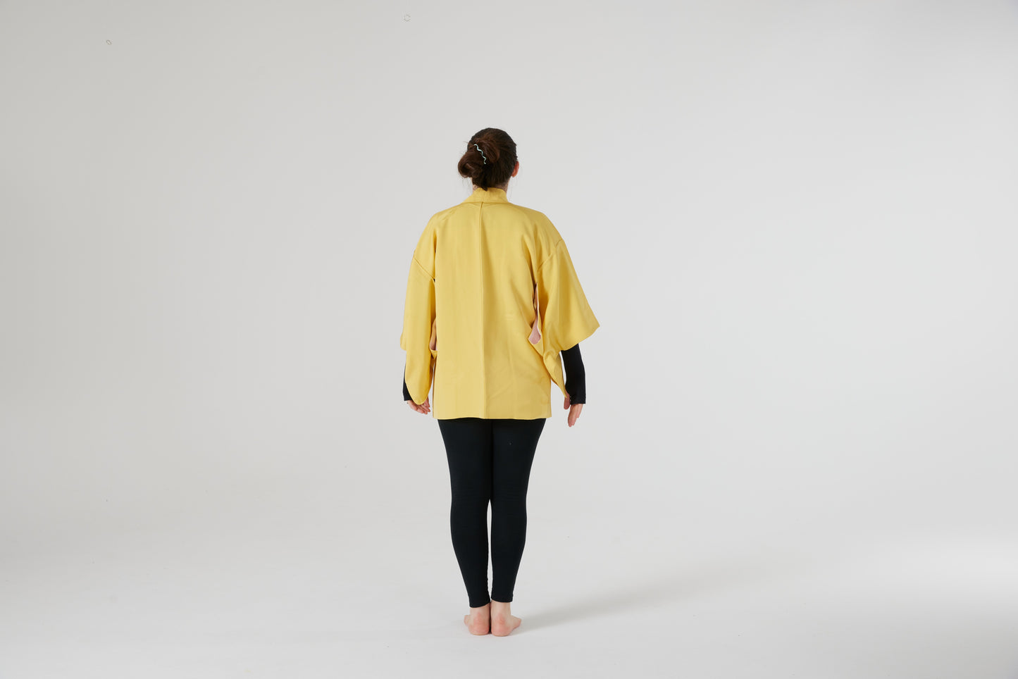 Yellow Dream Haori: Radiance in Every Detail