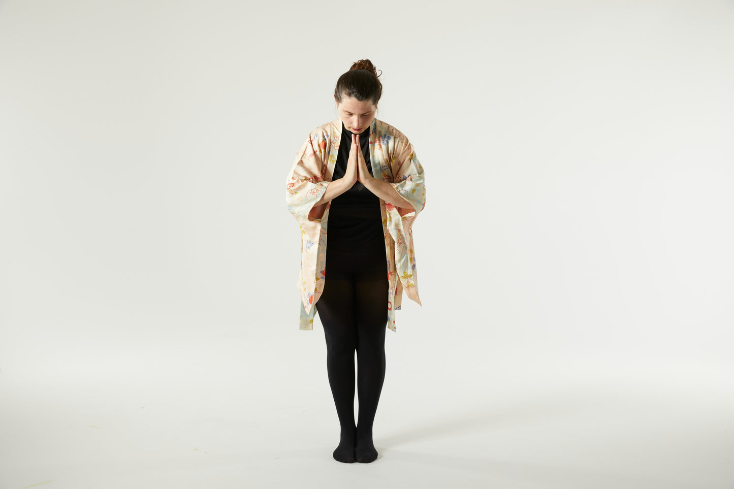 The Haori "シュール (Shūru)" Handcrafted Silk Vintage